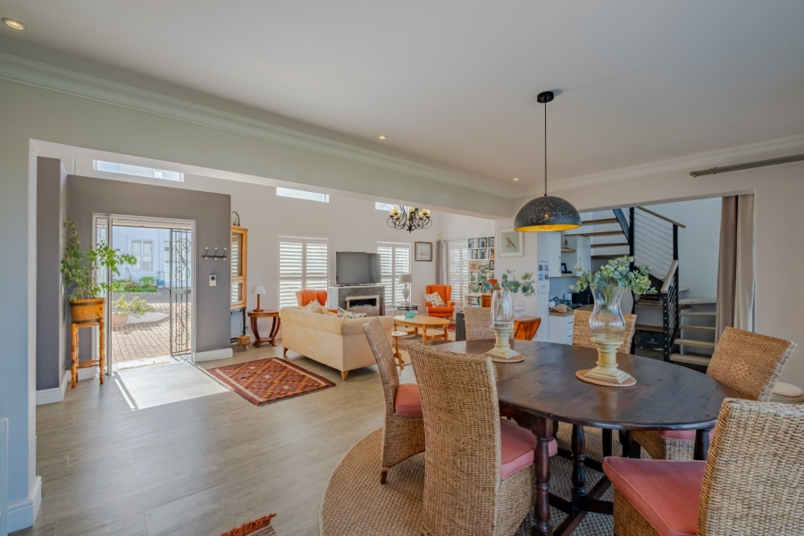 3 Bedroom Property for Sale in Chanteclair Western Cape